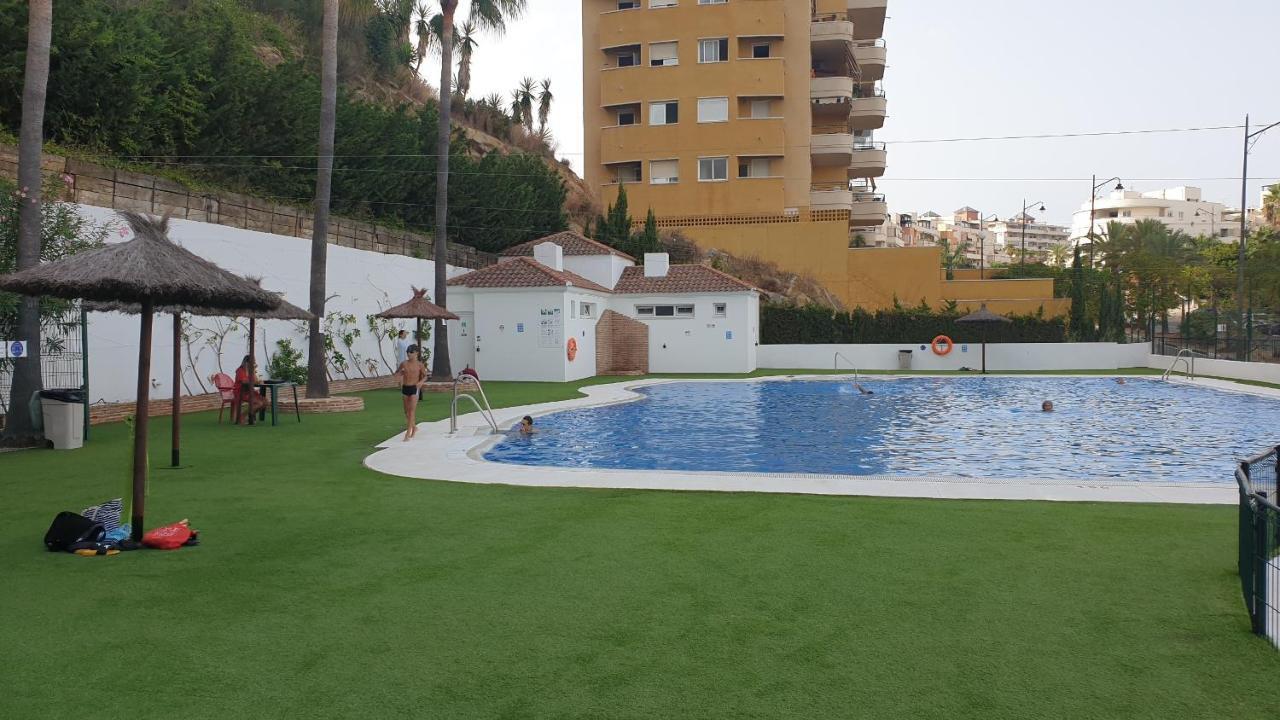Estepona Puerto Apartment Exterior foto
